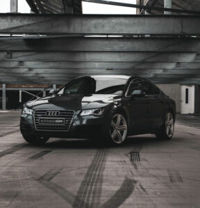 Audi Händler Günzburg - Ihr kompetentes Autohaus für den Verkauf und Vertrieb der Marke Audi. Kommen Sie nach Röfingen und überzeugen Sie sich selbst.